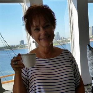 Meet your Posher, Beth